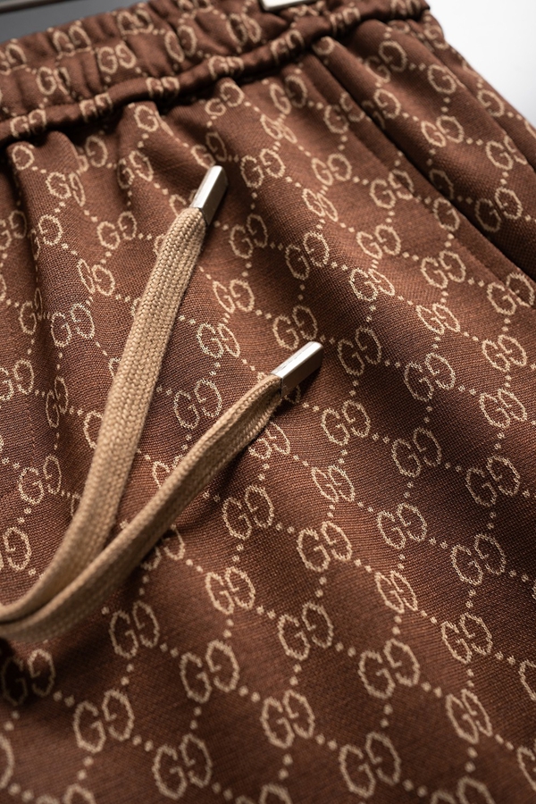 ブランドハーフパンツ着用イメージ